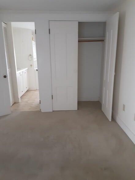Building Photo - 25B Waterway Rd