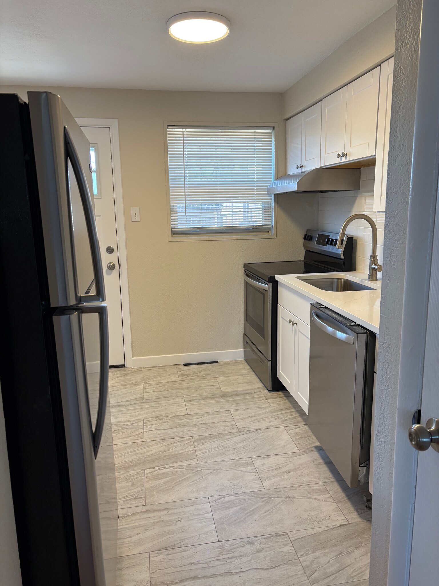 Building Photo - 2721 N Madison St