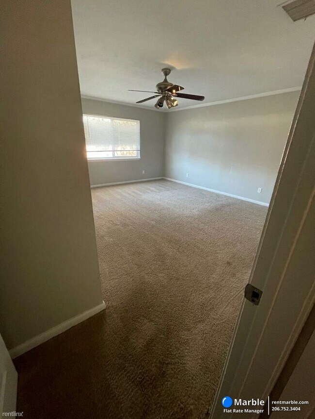 Building Photo - 3 br, 3 bath House - 4917 Ashlock Dr