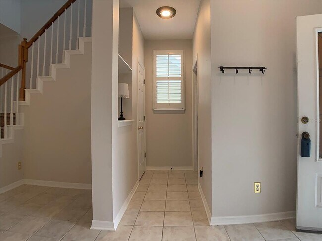 Building Photo - 622 Wisteria Ln
