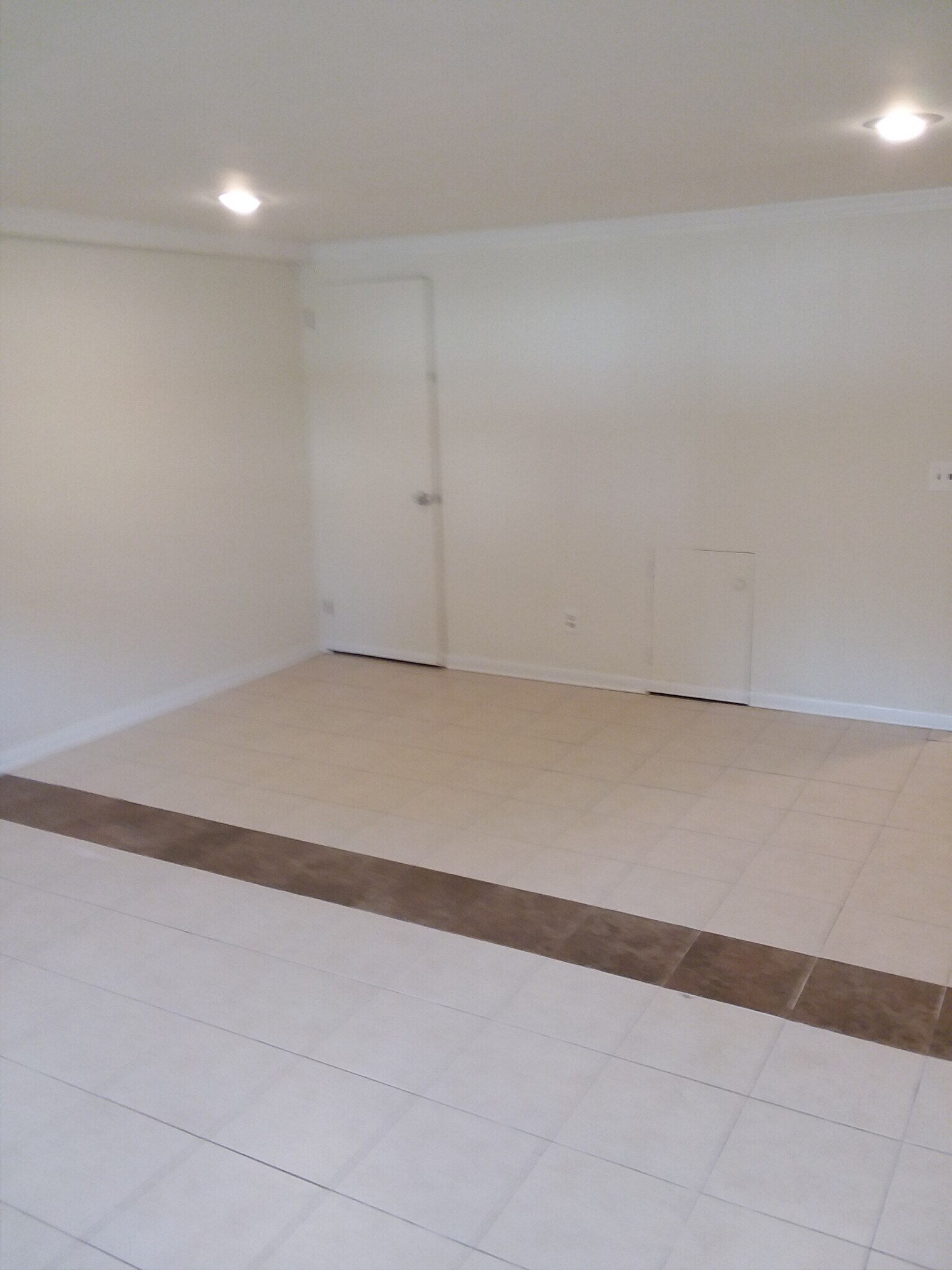 Building Photo - 822 Kingsland Ln