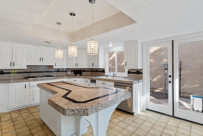 Building Photo - 7656 Boca Raton Dr