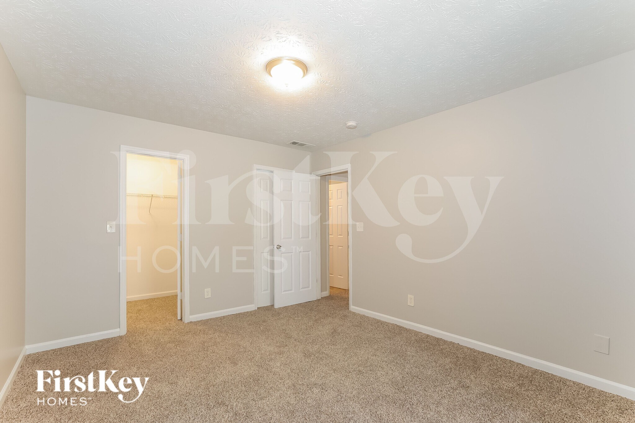 Building Photo - 8606 Sheridan Dr