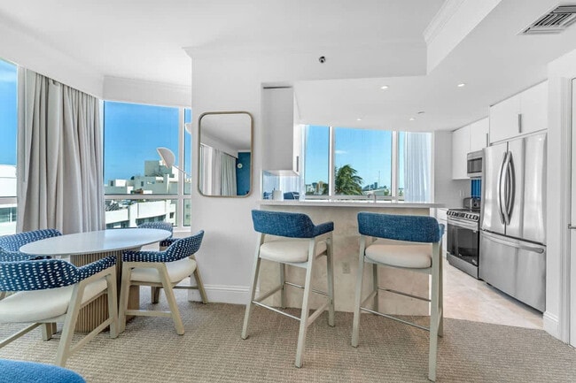 Building Photo - 4401 Collins Ave