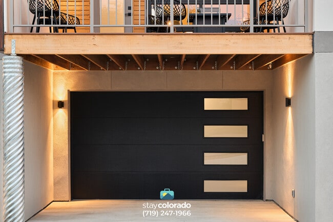 Glenn St - Garage - 2248 Glenn St