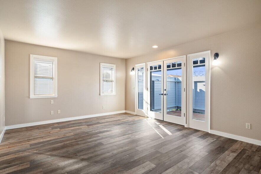 Building Photo - 1314 10th St