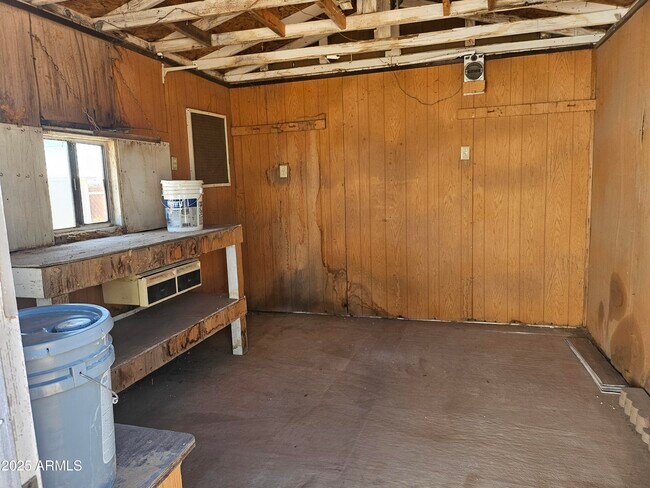 Building Photo - 1113 W Corinthian Cir