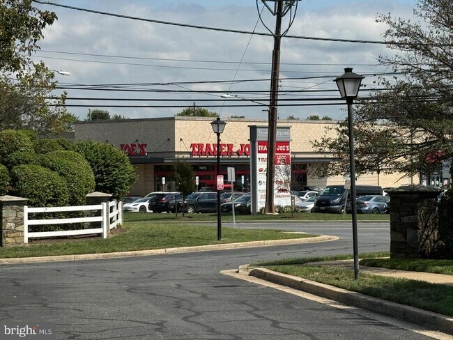 Building Photo - 10175 Treble Ct