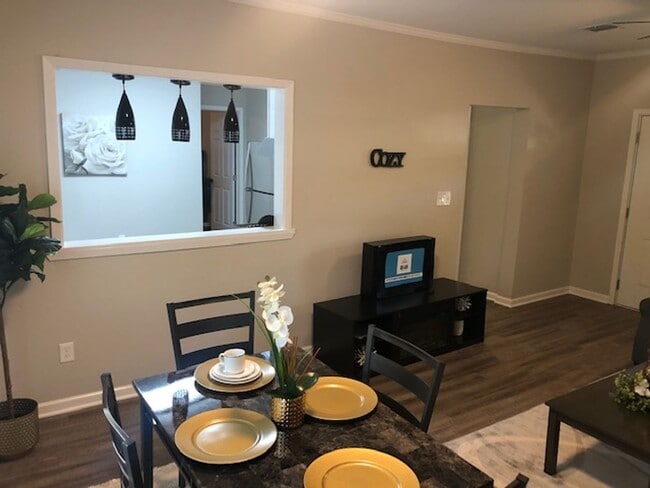 Building Photo - New 2 Bed, 1 Bath in Shreveport