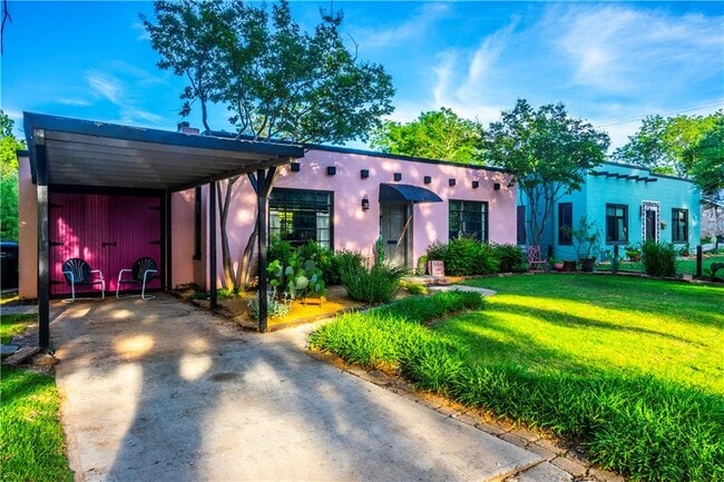 Building Photo - 5404 N Military Ave