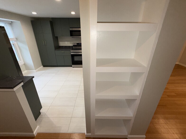 Building Photo - 1195 Palmwood Ct