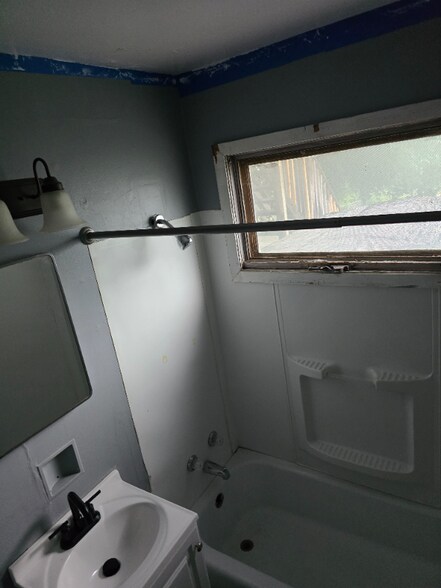 Building Photo - 4721 N 39th St