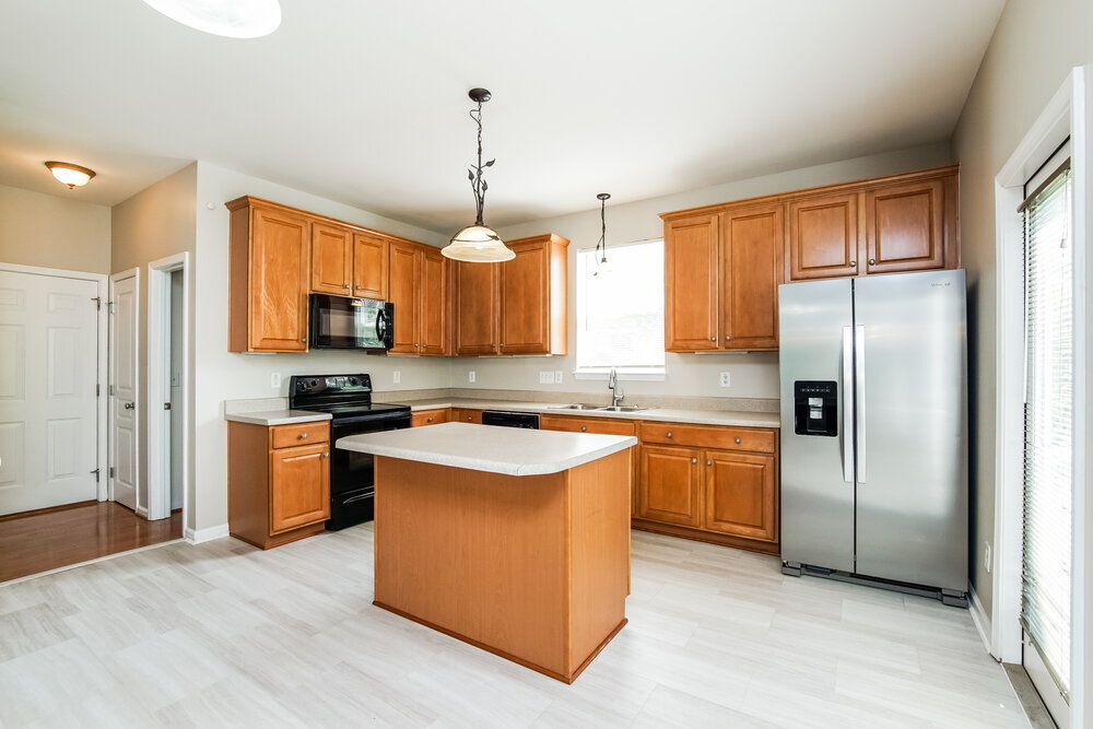 Building Photo - 360 Stobhill Ln