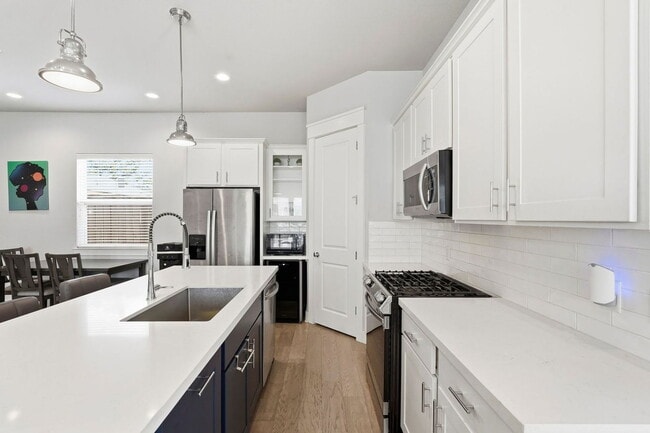 Building Photo - 3113 Paul Quinn St