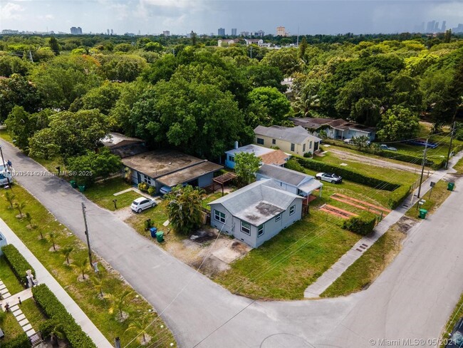 Building Photo - 440 NW 93rd St