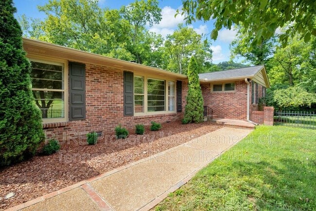 Building Photo - 6541 Jocelyn Hollow Rd