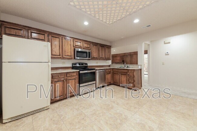 Building Photo - 1410 Nest Pl