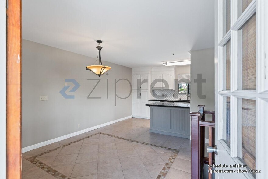 Primary Photo - 271 Hayes Ave