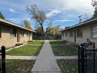 Building Photo - 382 Mansfield Ave S
