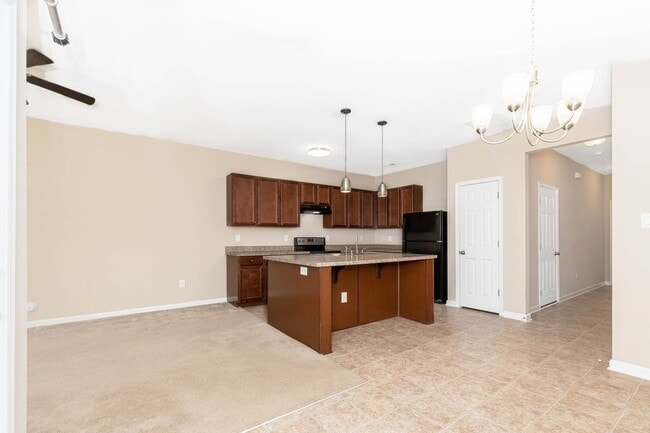 Building Photo - Beautiful 3 bedroom 2 Bath Town Home in Wi...