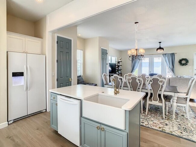 Building Photo - 7409 Sparkling Ct