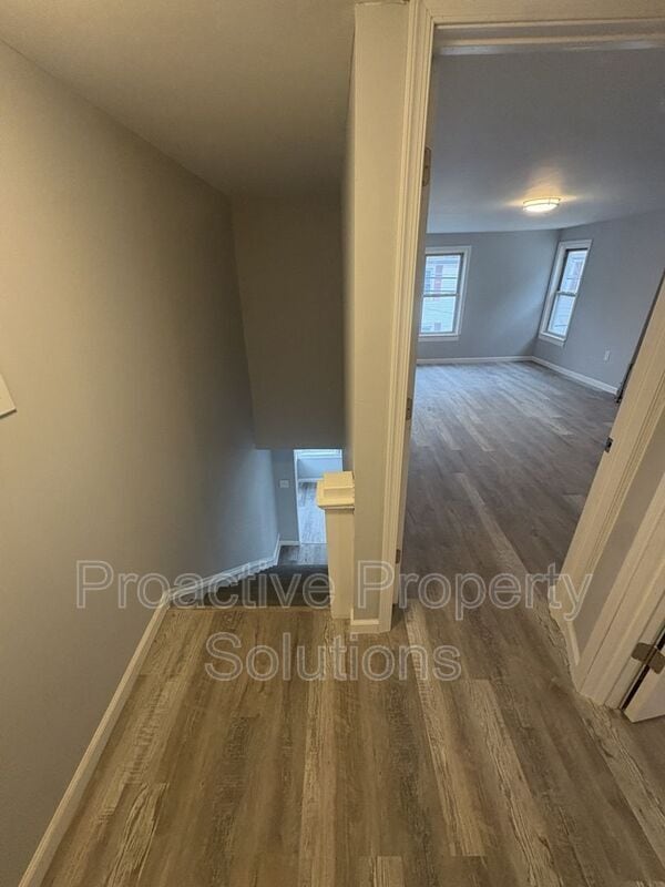 Building Photo - 461 Madison St