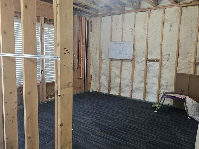 Building Photo - 1341 Elderwood Way