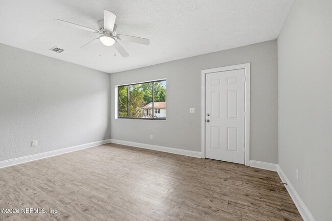 Building Photo - 3055 2nd St Cir