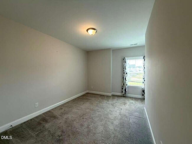 Building Photo - 513 Acerno Dr