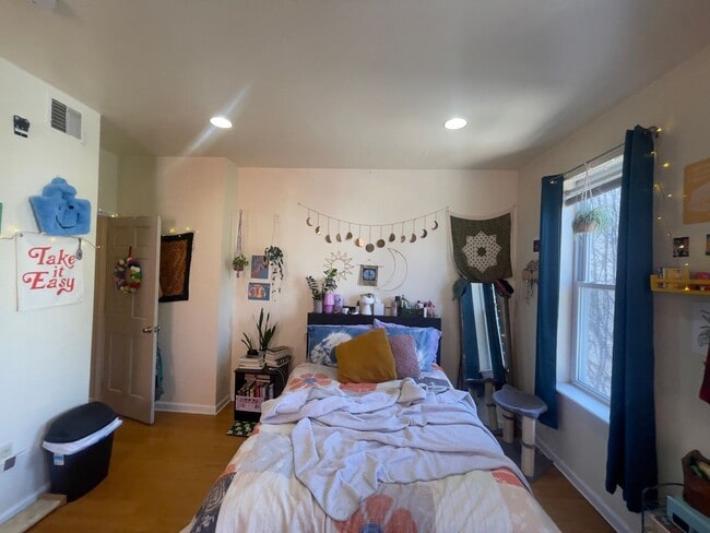 Building Photo - 1518 N 17th St