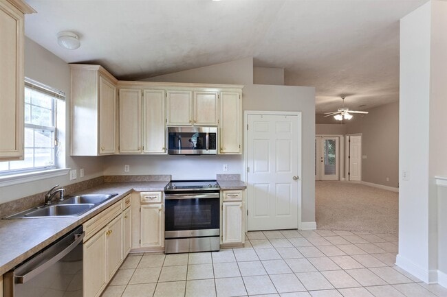 Building Photo - 7103 Shady Grove Way