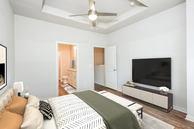 Building Photo - 243 Riley Cir