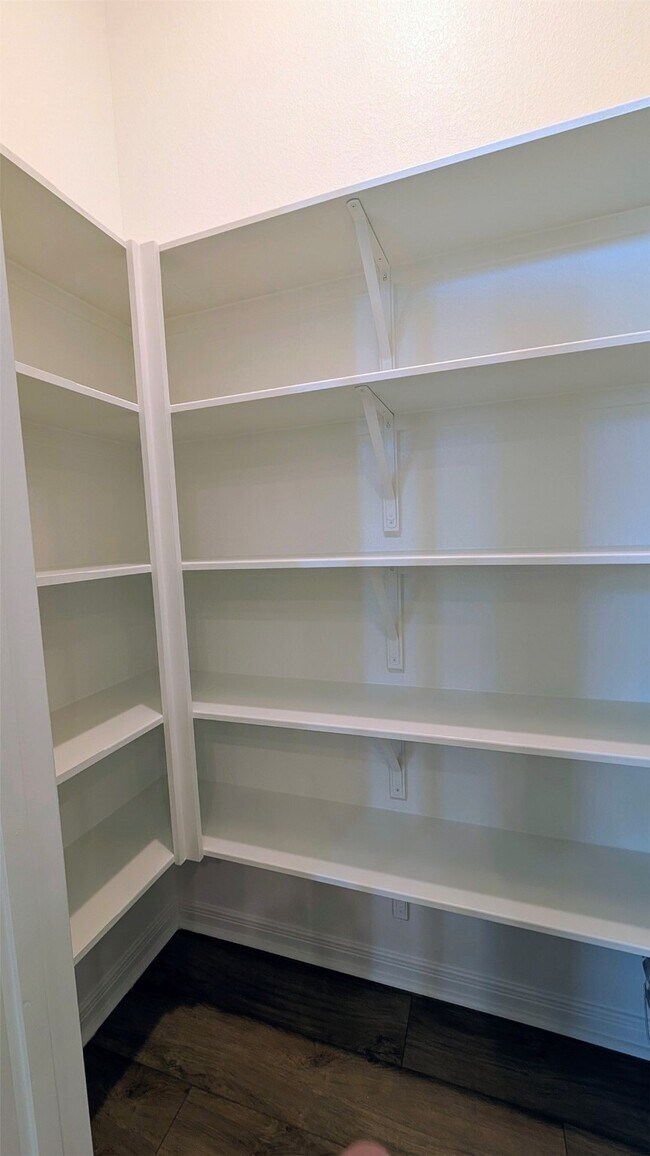 Building Photo - 31814 Blossom Ln