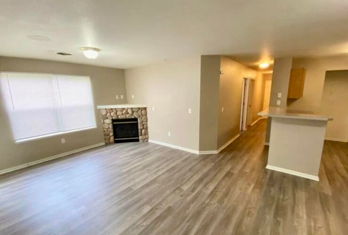 Living room - 2226 W Elizabeth St