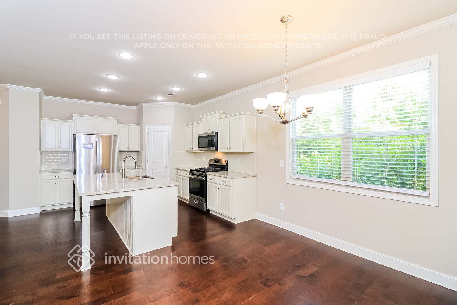 Building Photo - 422 Braemore Mill Dr