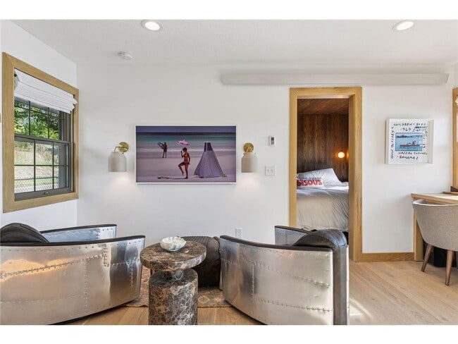 Building Photo - 5669 Hugo Rd