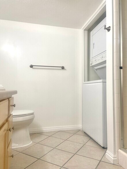 Building Photo - 5341 S Trunk Bay Cir