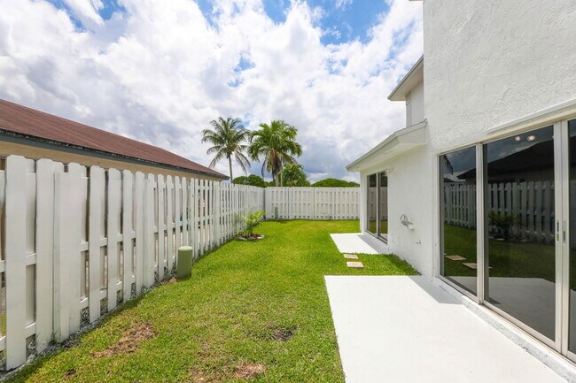 Building Photo - Northwest 107th Way, Sunrise, FL 33351 - 3 BR 2 BA single-family home