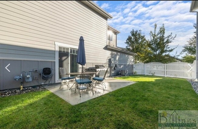 Building Photo - 1831 Island View Dr