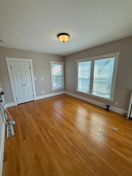 Building Photo - 20 Mansfield St