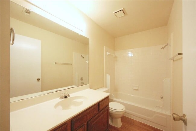 Building Photo - 8005 Tantara Ct