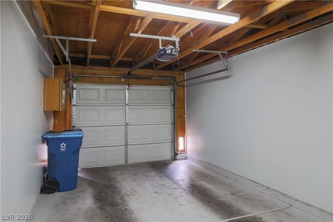 Building Photo - 6750 Del Rey Ave