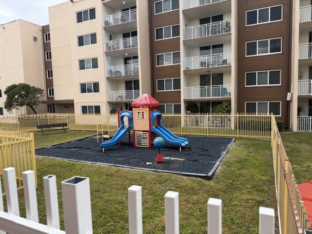 Building Photo - 6940 Miami Gardens Dr