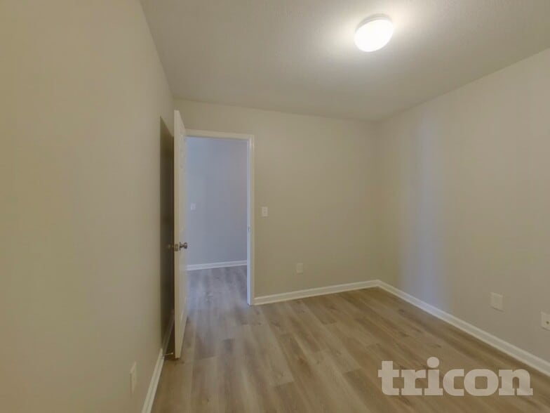 Building Photo - 427 Lynnell Way