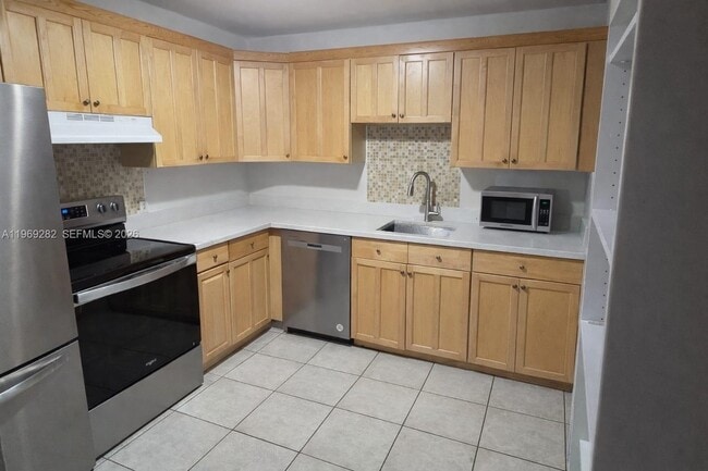 Building Photo - 201 180th Dr