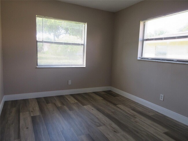 Building Photo - 11515 NW 44th St