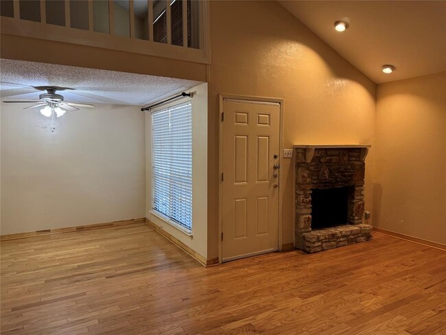 Building Photo - 1748 Timberwood Dr