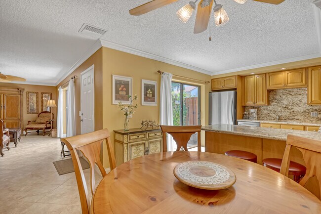 Building Photo - 131 Ocean Cove Dr
