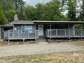 Building Photo - 0760