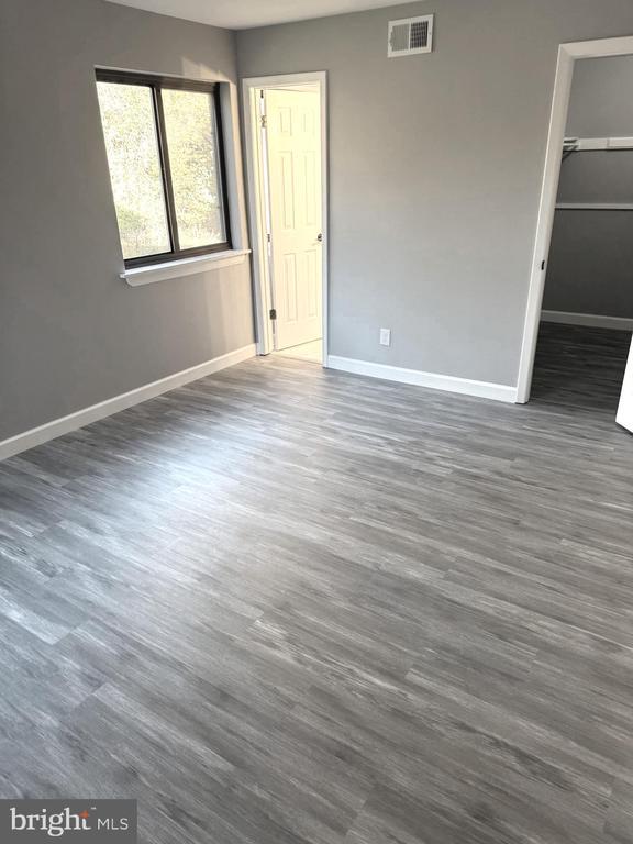 Building Photo - 6029 Majors Ln